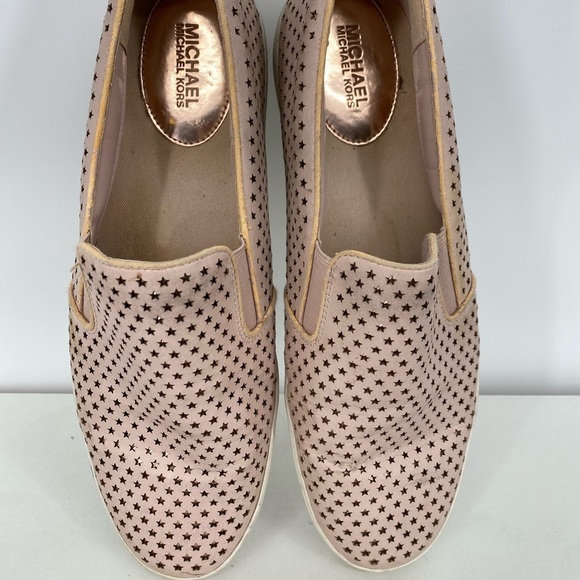 Michael Kors Pink Star Pattern Flats - Picture 4 of 10